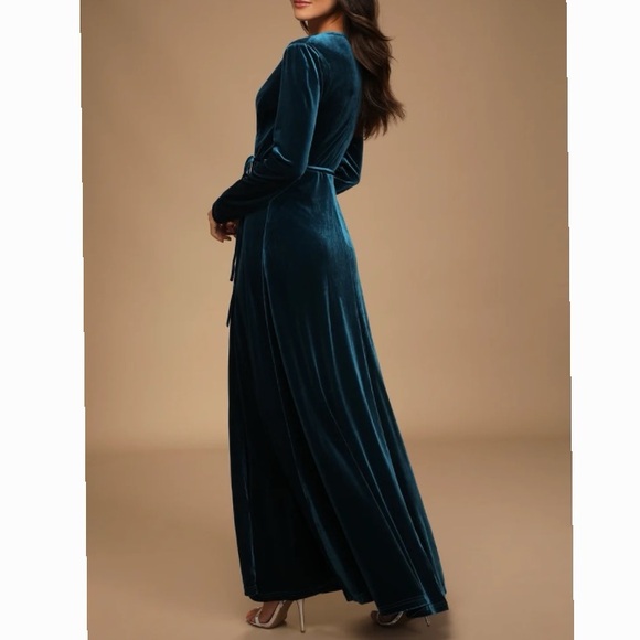 NWT Lulus Velvet Wrap Maxi Dress - Picture 3 of 9